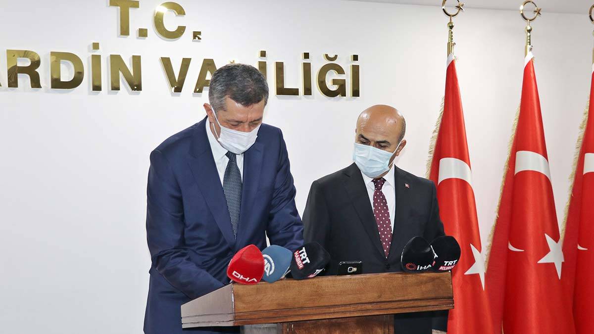 Ziya Selçuk: 23 Nisan mutlu olsun