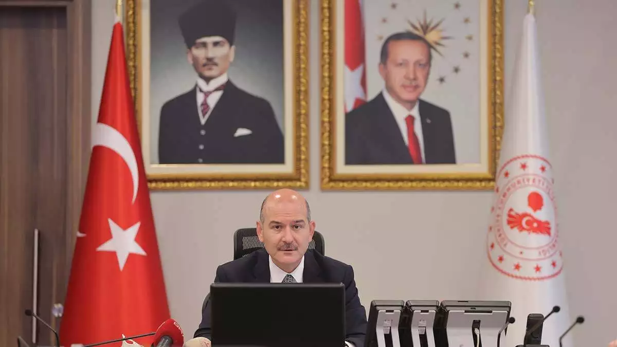 İçişleri bakanı süleyman soylu, tam kapanma sürecinde, "şehir giriş ve çıkışları ciddi şekilde kontrol altında olacak. Denetimleri en üst seviyede tutmalıyız" dedi.