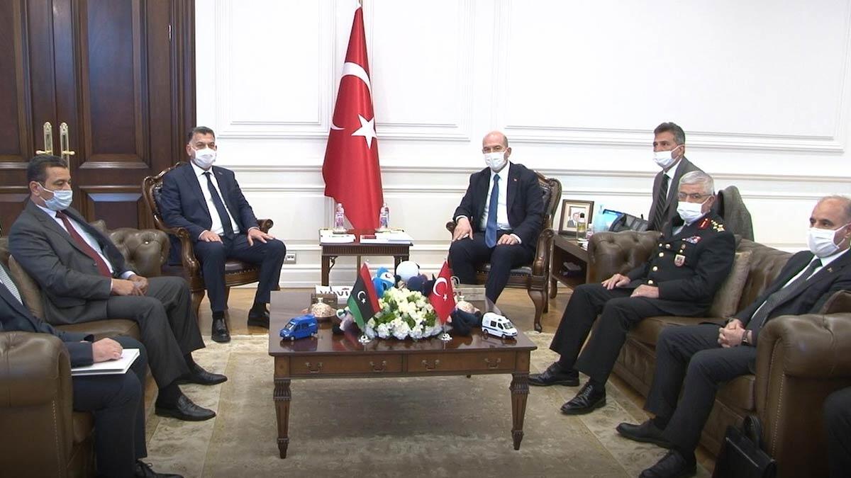 Soylu Libyalı mevkidaşı Mazin ile bir araya geldi
