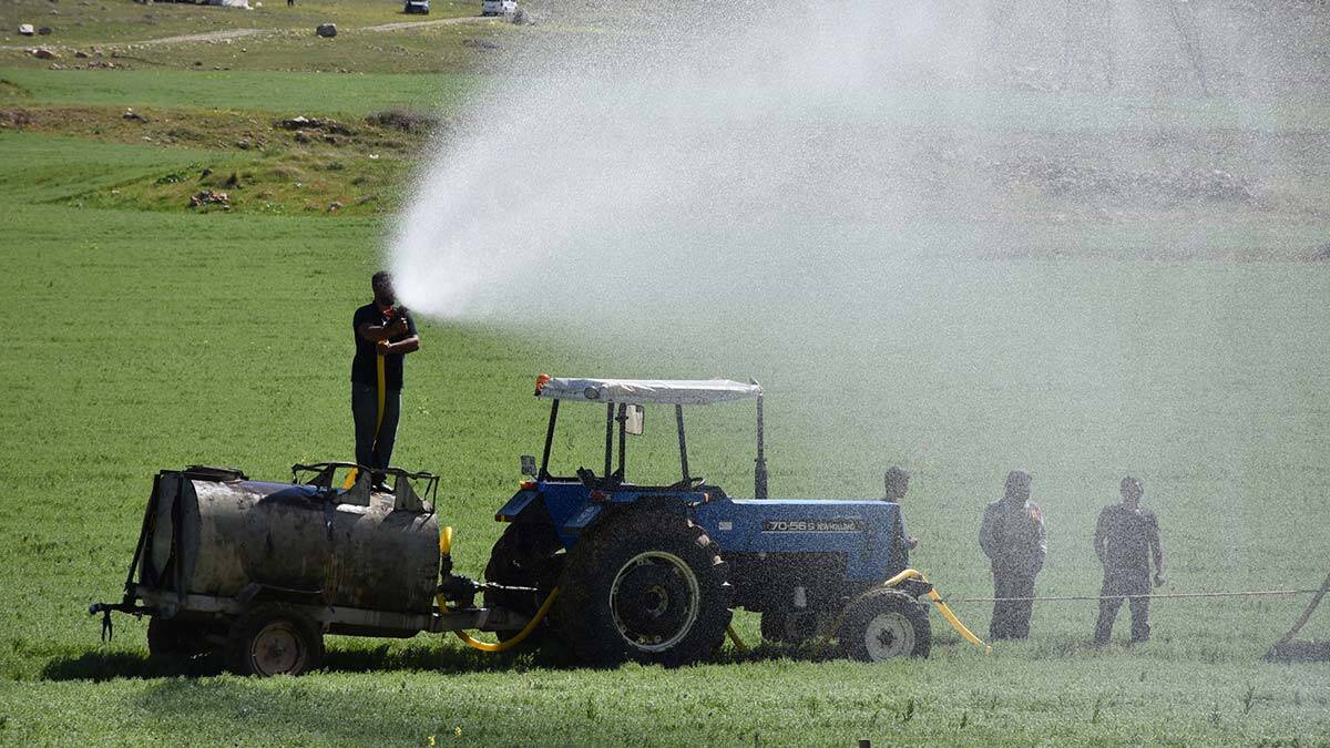 Tarım arazilerinde kuraklık tehlikesi