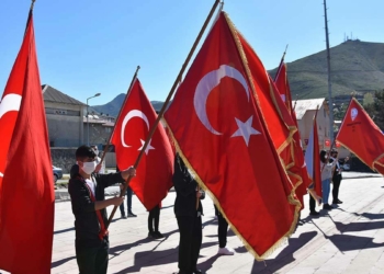 Bitlis'te 23 Nisan töreni