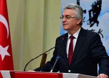 CHP'li Bülent Kuşoğlu kaza geçirdi