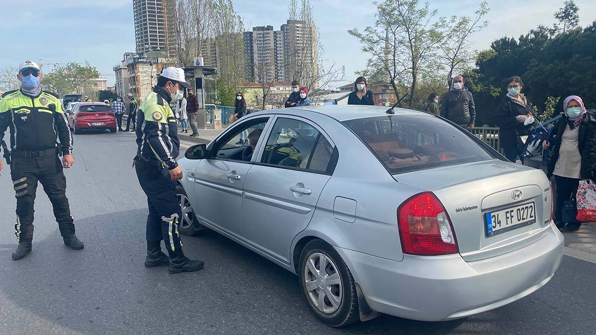 Çakarlı araç ihlali yapanlara ceza yağdı