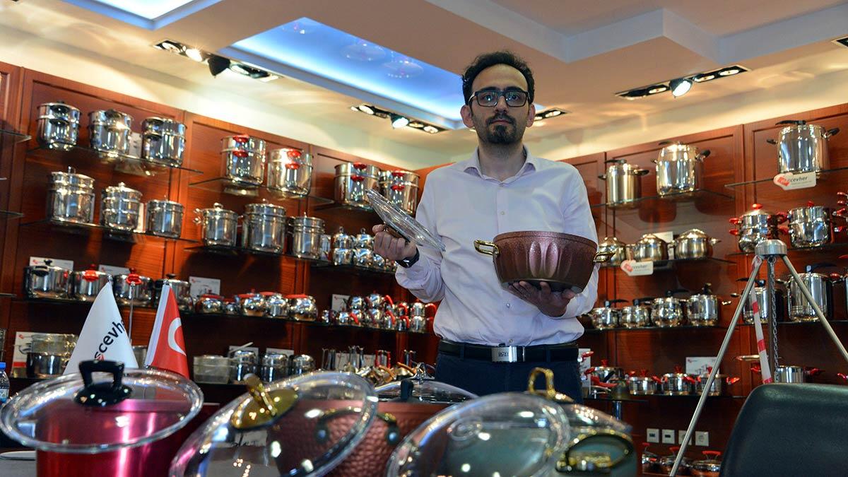 Cam kapak bulamayınca 200 milyon dolar kaybı odu