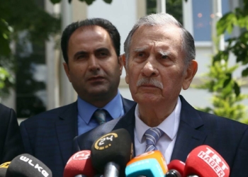 Yıldırım Akbulut hayatını kaybetti