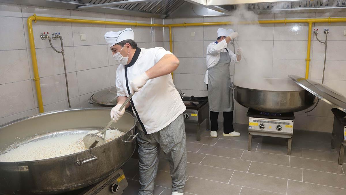 Karantinadakilere ücretsiz sıcak yemek