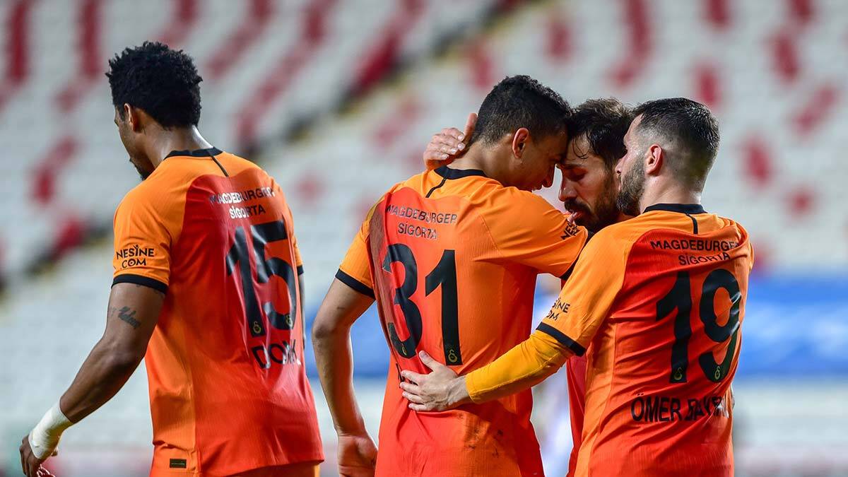 Galatasaray'da tek hedef kalan 5 maçı kazanmak