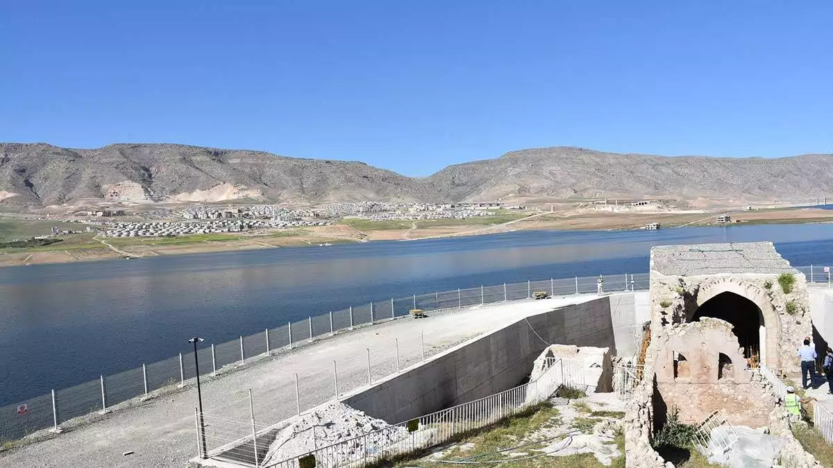 Hasankeyf'teki 692 yıllık küçük saray yükseliyor