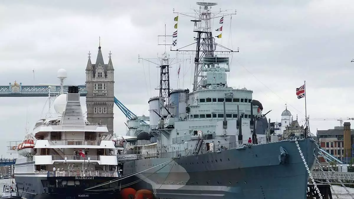 İngiltere, karadeniz'e 2 savaş gemisi gönderecek