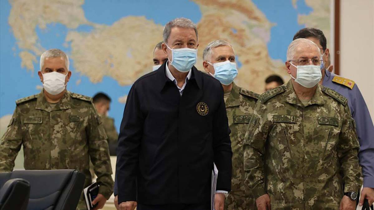 Irak'ın kuzeyinde PKK'ya havadan ve karadan operasyon