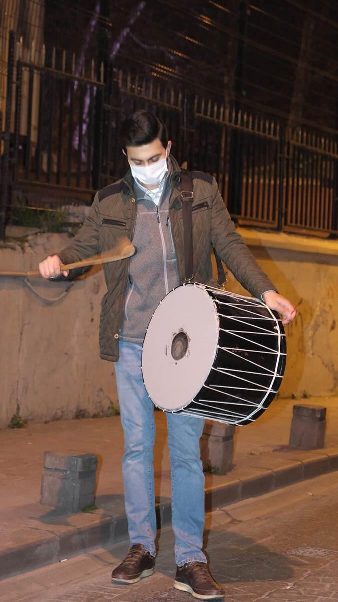 Ramazan davulcuları mesaiye başladı
