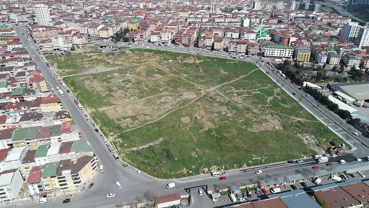 Sanayi sitesi ve binalar arasında 'köy hayatı'