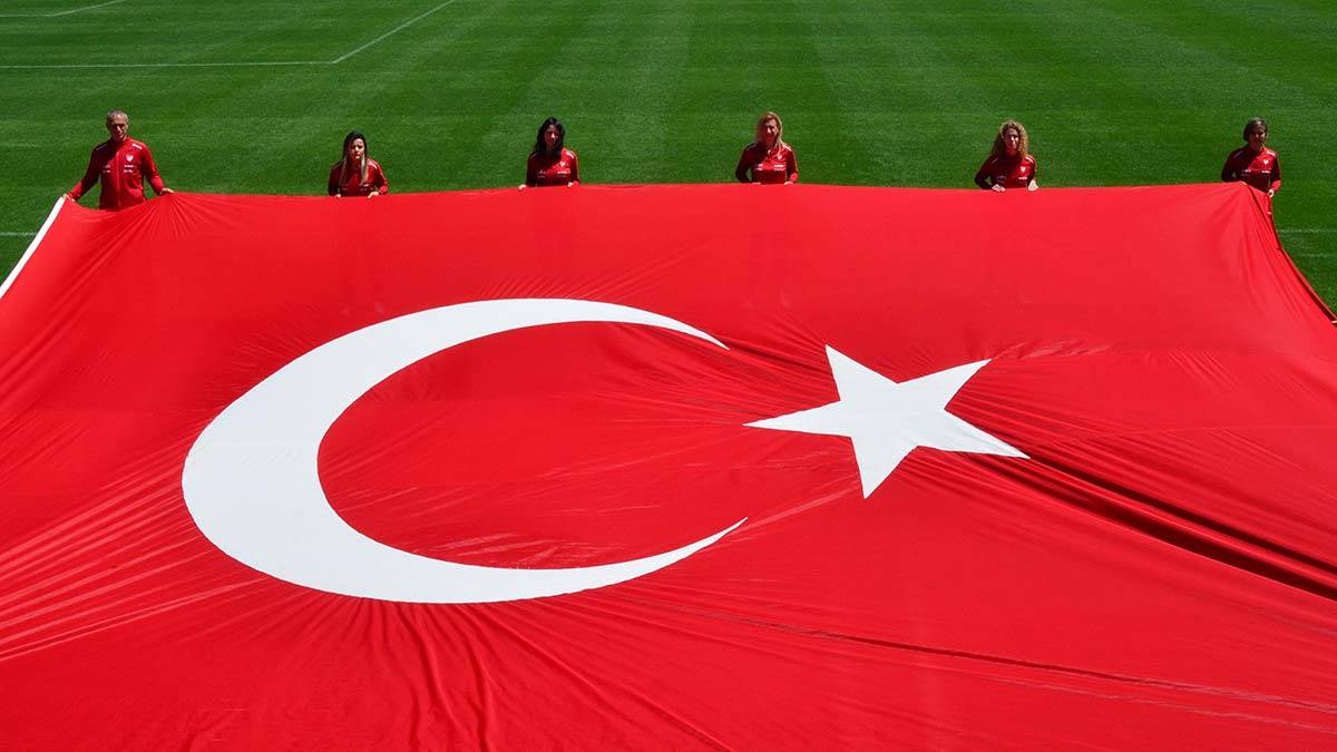 Kadın Milli Takımlar Teknik Heyeti 23 Nisan'ı kutladı