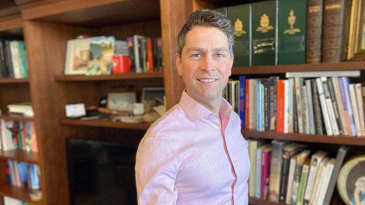 Milletvekili sanal toplantıda çıplak yakalandı