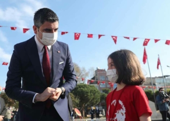 Kartal'da coşkulu 23 Nisan kutlaması