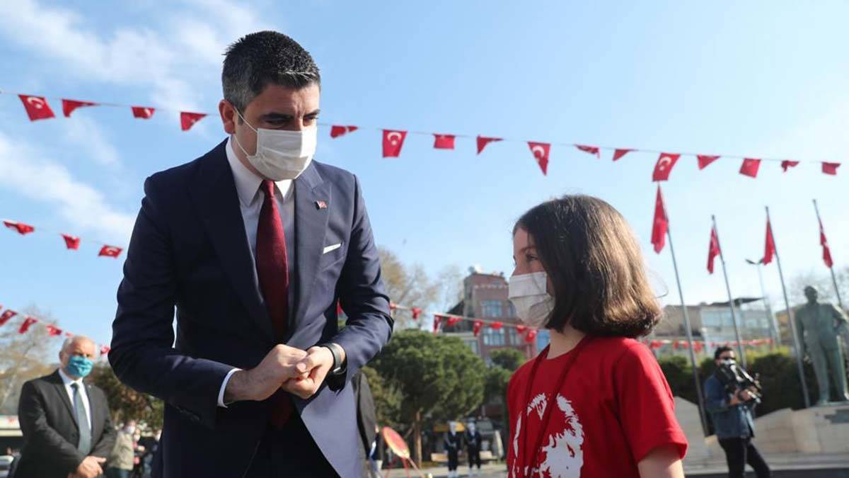 Kartal'da coşkulu 23 Nisan kutlaması