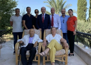 Ersin Tatar'ın acı günü; Babası Rüstem Tatar'ı kaybetti