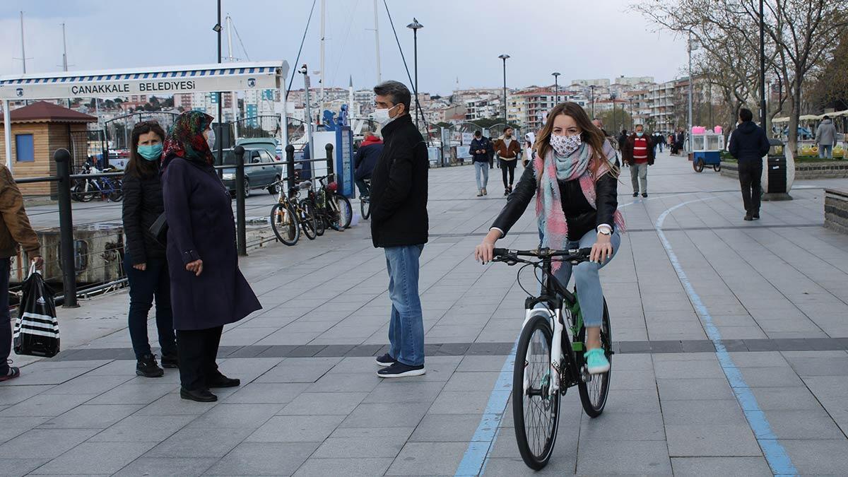 Koronavirüs geçirenlerde akciğer hasarı görülüyor