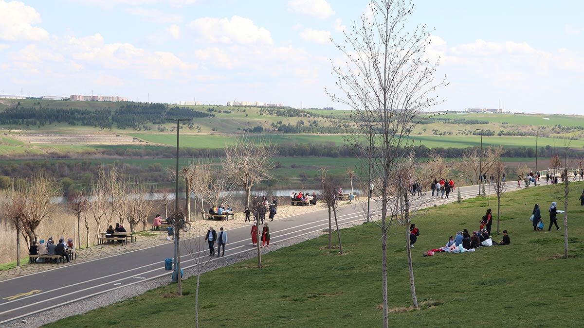 Sosyal mesafeye uyulmadı denetimler yoğunlaştı