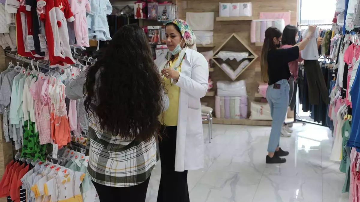 Şırnak'ın silopi ilçesinde yaşayan nurten kaplan, kursta öğrendikleriyle tekstil atölyesi açtı, hedefi kadınlara daha fazla imkan sağlamak.