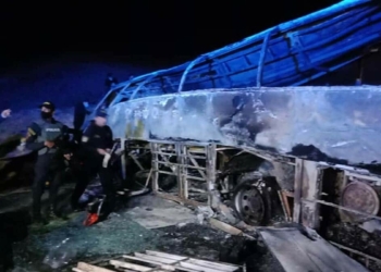 Mısır'da yolcu otobüsü devrildi: 20 ölü