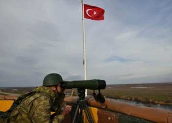 Yunanistan'a kaçak geçmeye çalışan 5 kişi yakalandı