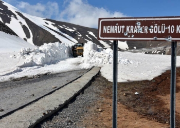 Nemrut Dağı'nda karla mücadele