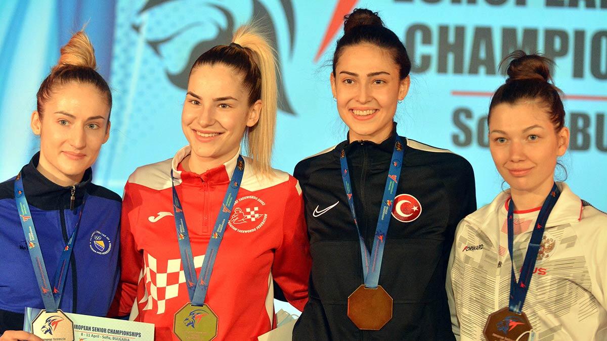 Nur Tatar ve İrem Yaman bronz madalya kazandı