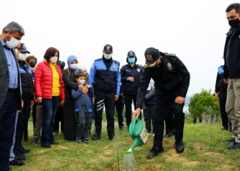 Adana'da 135 fidan toprakla buluştu