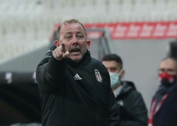 Sergen Yalçın 10 numara sıkıntısına çözüm arıyor