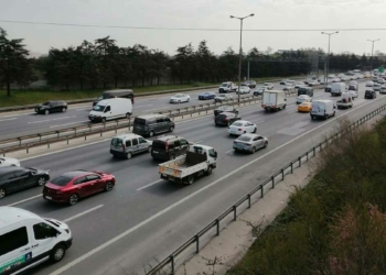 Tam kapanma öncesi İstanbul'dan kaçış başladı