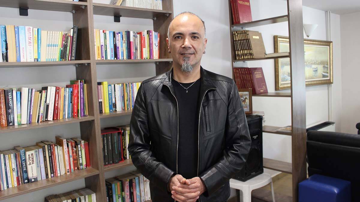 Siber Güvenlik Uzmanı Osman Demircan, tam kapanmada dijital dolandırıcılığın artacağına dikkat çekerek, uyarılarda bulundu.