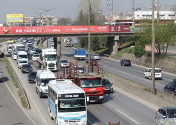 Kocaeli geçişinde tam kapanma yoğunluğu
