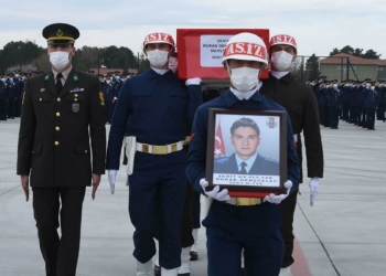 Şehit pilot Burak Gençcelep memleketine uğurlandı