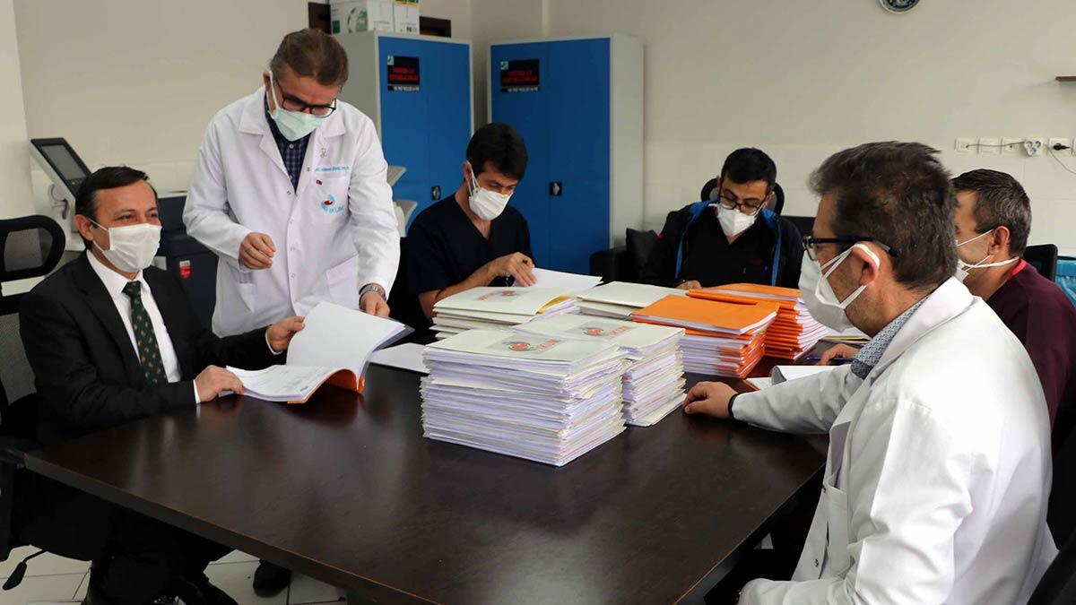 Kayseri Erciyes Üniversitesi'nde 250 gönüllü üzerinde yapılan Faz-2 çalışması tamamlandı, Faz-3 aşamasındaki ilk yerli aşı acil kullanım onayı alabilir.