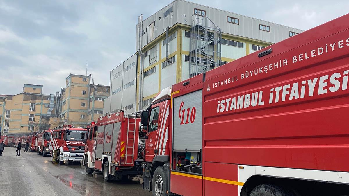 Tuzla'da boya fabrikasında yangın