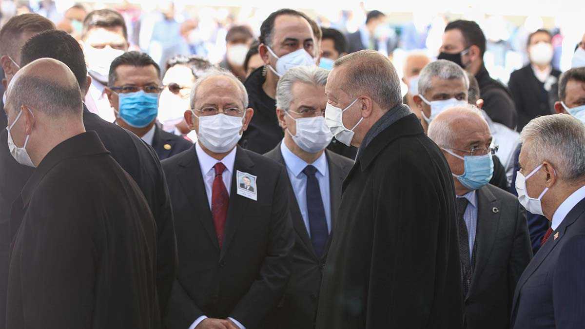 Yıldırım Akbulut son yolculuğuna uğurlandı