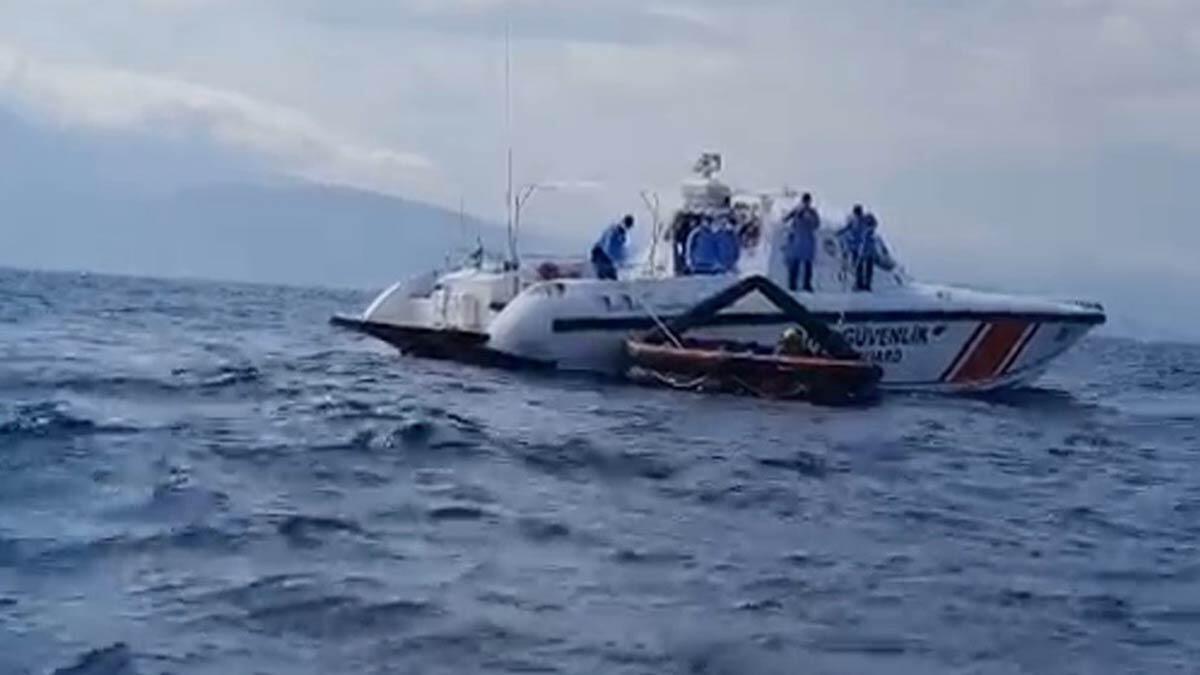 Ölüme terk edilen 27 kaçak göçmen kurtarıldı