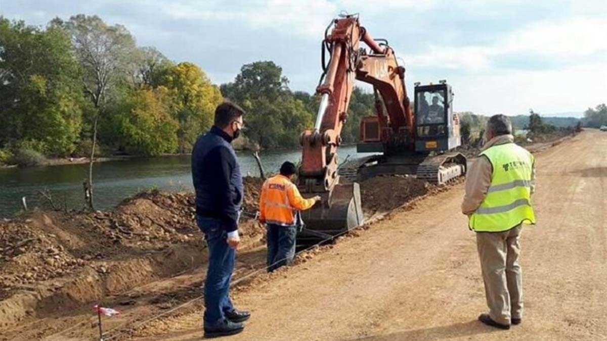 Yunanistan'ın çit projesi şantiyesinde maaş isyanı
