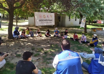 Gezici Kütüphane dağ köylerinde!