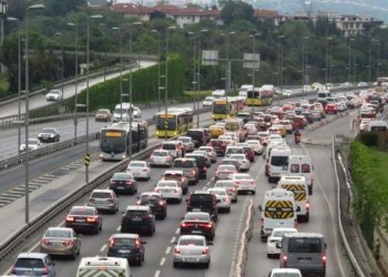 15 Temmuz Şehitler Köprüsü'nde trafik yoğunluğu