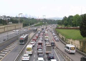 17 günlük kapanmanın ardından İstanbul'da trafik