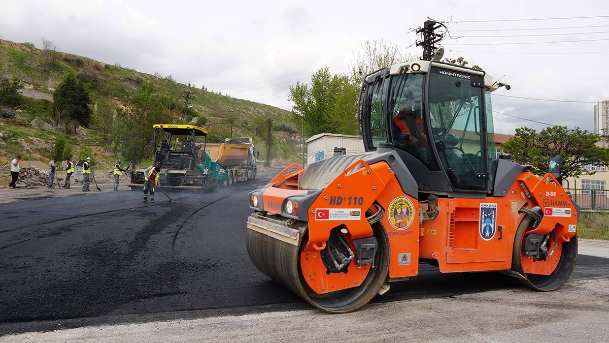 Başkent genelinde asfalt serim seferberliği