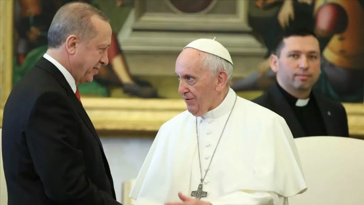 Erdoğan papa fransuva ile görüştü