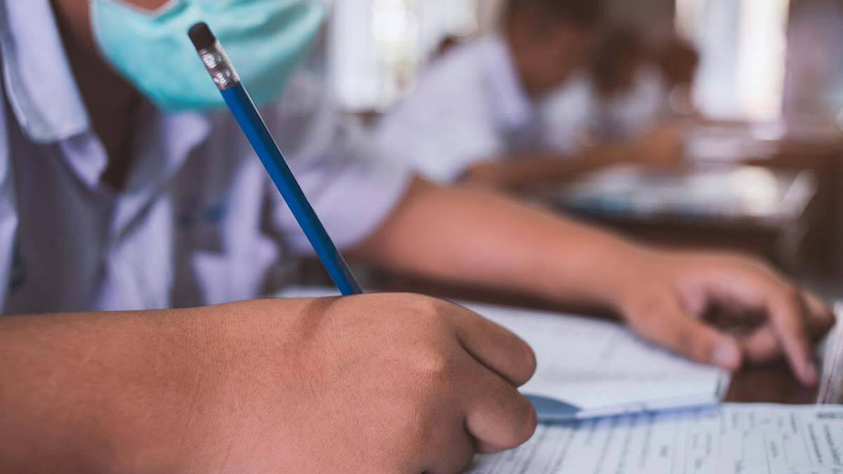 İlkokul 4 ve ortaokulda sınav tercihe bırakıldı