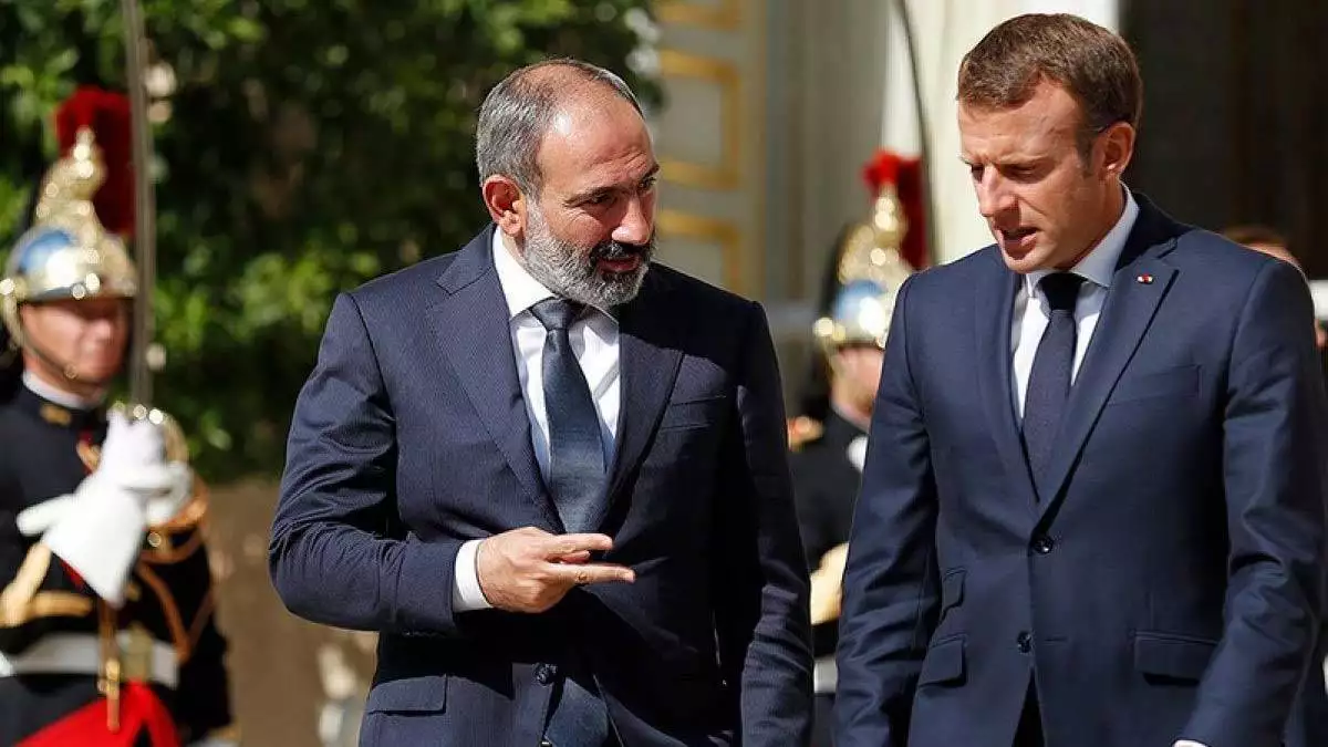 Macron'dan ermenistan'a destek!