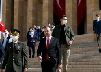 Anıtkabir'de 19 Mayıs töreni
