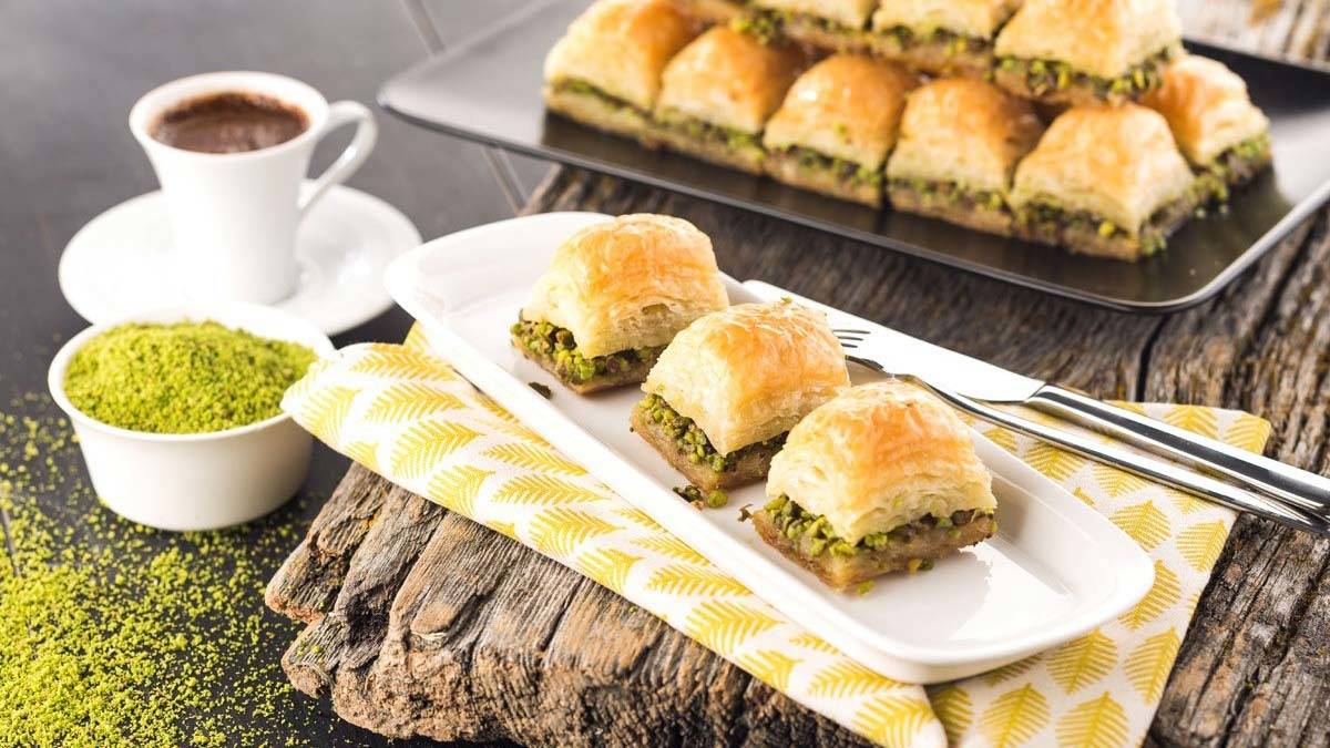 Türk kahvesi ve baklavaya yoğun talep