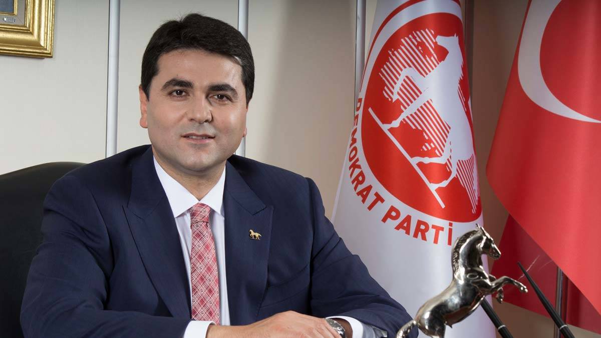 Devlete güven ve itibar kaybettiriyorlar