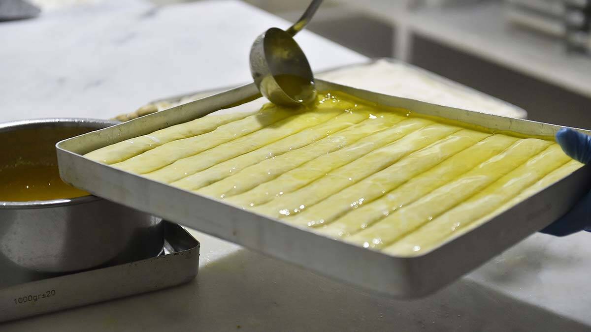 Halk Ekmek Fabrikası tatlı üretimini artırdı